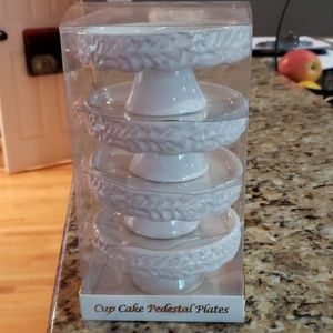 Cupcake plates